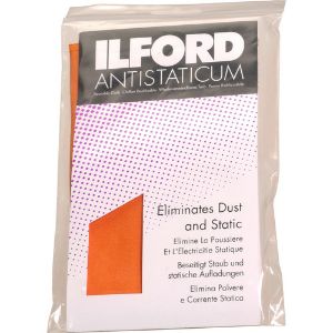 Picture of Ilford Antistaticum Anti-Static Cloth - 13 x 13"